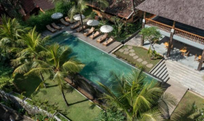 RUMAH KAYU RESORT